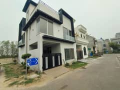 3 Marla Corner + Facing Park House For Rent in Al Kabir Town Phase