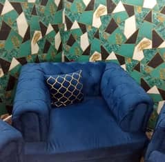 Good condition sofa set