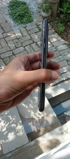 Aquos R5 for sale gaming phone