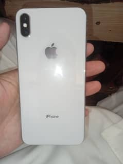 seeling this mobile I need money good condition I  use