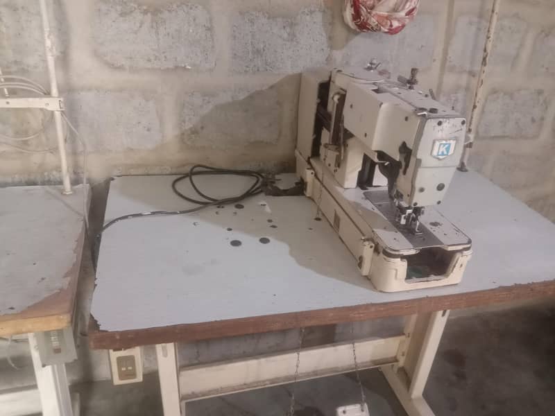 JUKI button machine , overlock machine ,kaaz machine 3