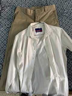 old money outfit,White shirt+ beige pants