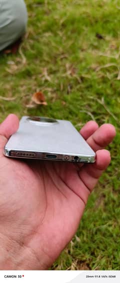 tecno camon30      8/256