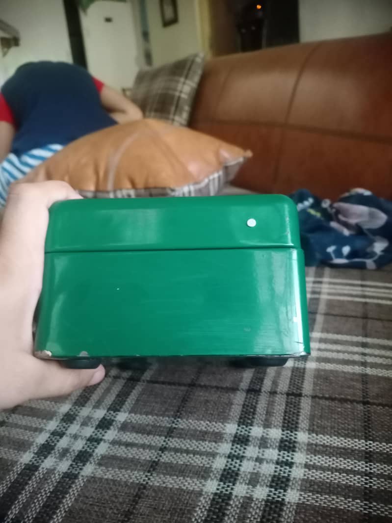 locker Box with code green and silver colour 1