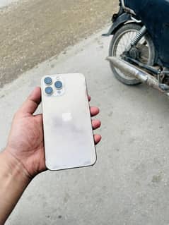 iphone 13 pro max.