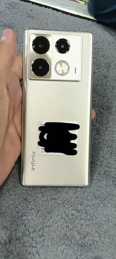note 40 pro