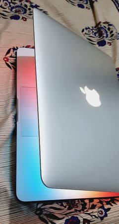 MacBook Pro 2014 Mid Retina Display With Charger - Very Good Condition