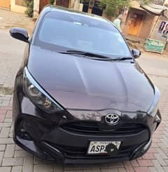 Toyota Yaris 1.0 hatchback