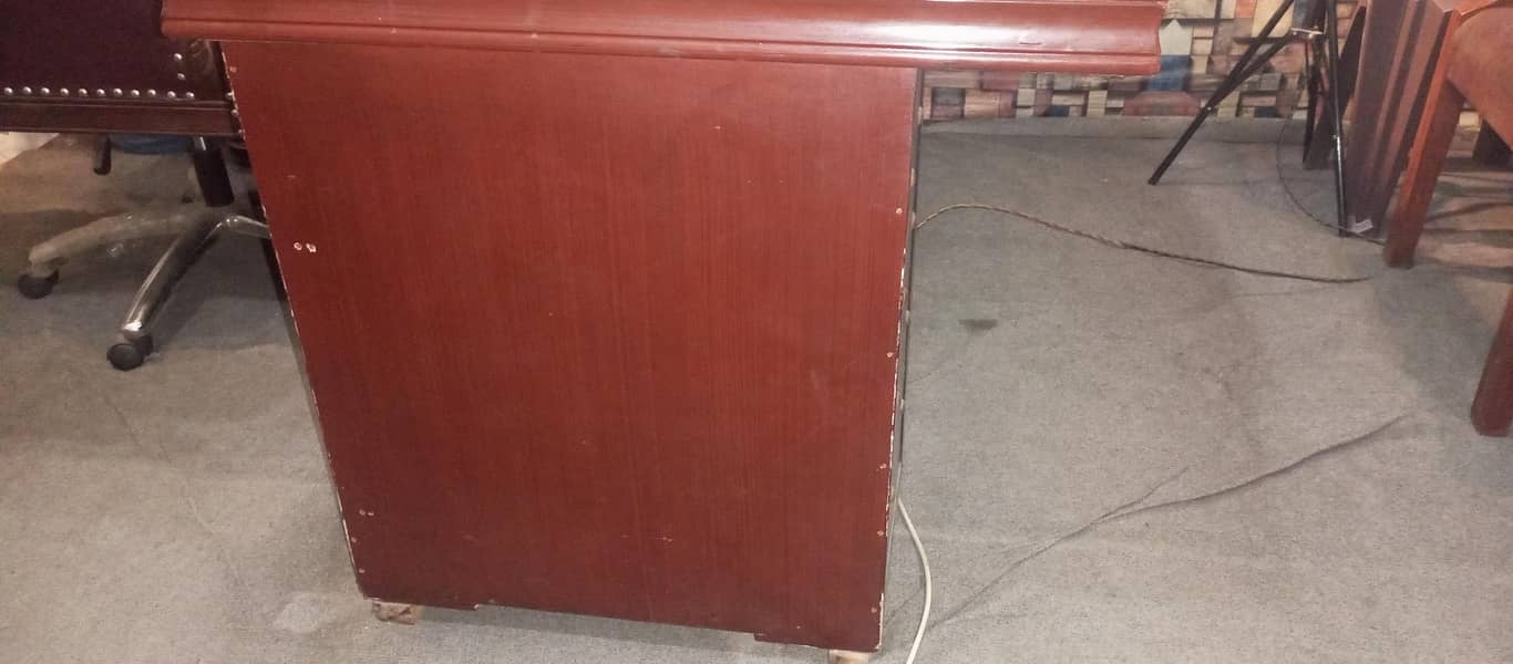 office table available just 6 month use 1