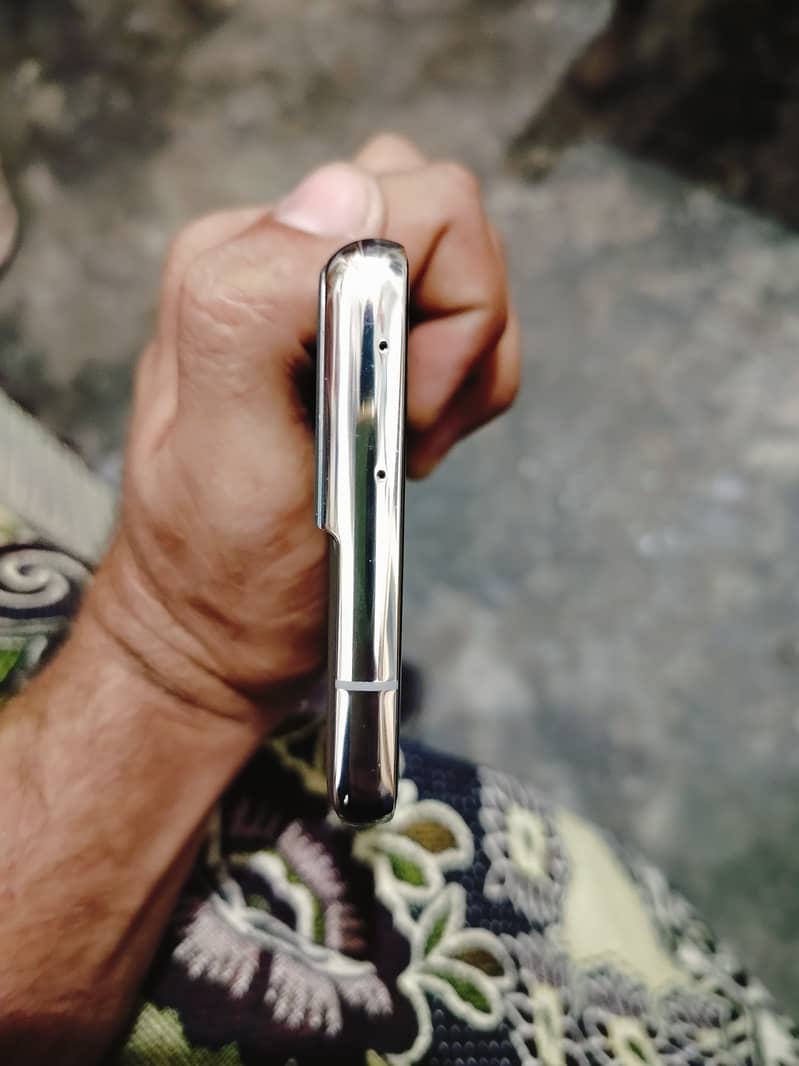 Front and back panal not working mobile condition is good only front 6