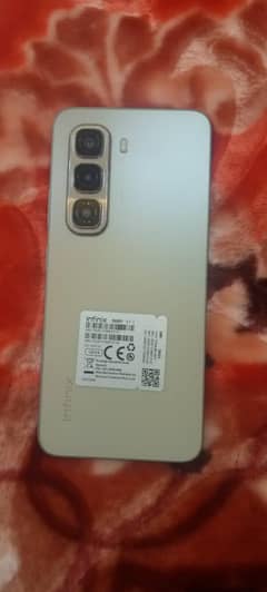 Infinix hot 50 pro mobile hai box and original charger available hai