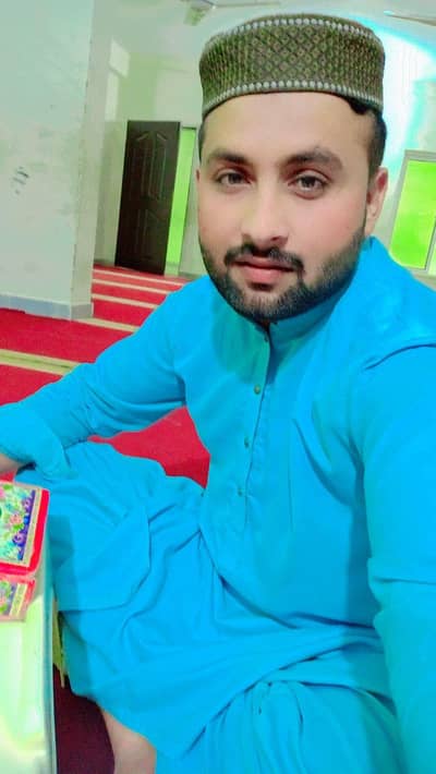 Mugey Office boy Job ki zarorat agr Ghar main bhi job to kr longa