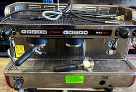 LA CIMBALI M22 Plus commercial espresso italiano Machine