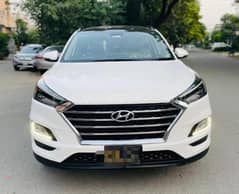 HYUNDAI TUCSON AWD