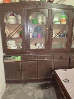 dressing and showcase