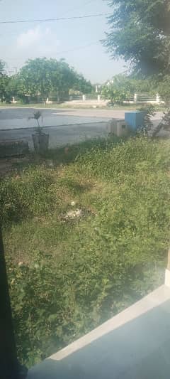 1 Kanal Plot 100 Feet Road