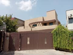 Cantt, 1 Kanal Upper Portion For Rent Gulberg Upper Mall Garden Town Shadman Gor Lahore