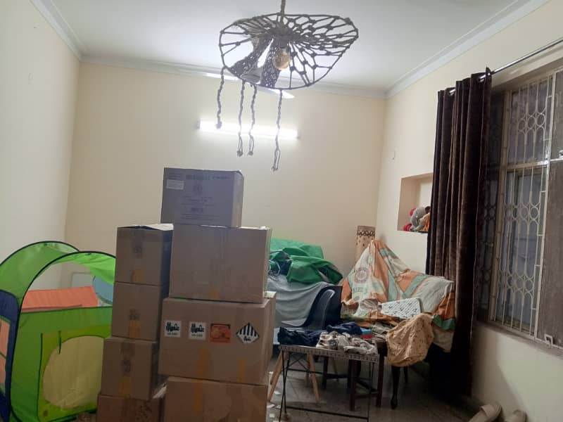 UPPER PORTION AVAILABLE FOR RENT IN RAVI BLOCK 4