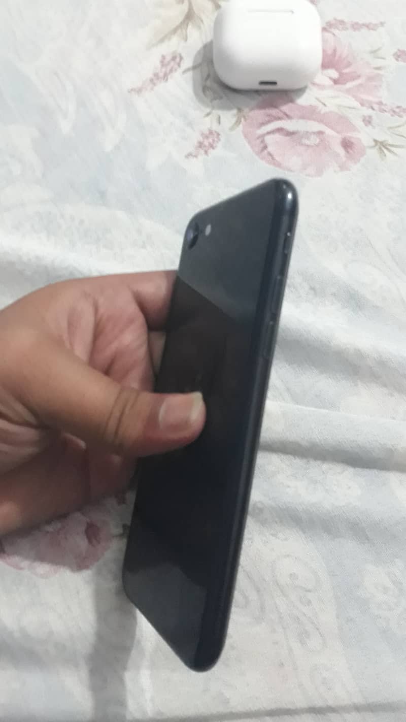 Iphone se 2020 5