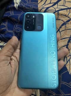 Tecno spark 8C 128 gb