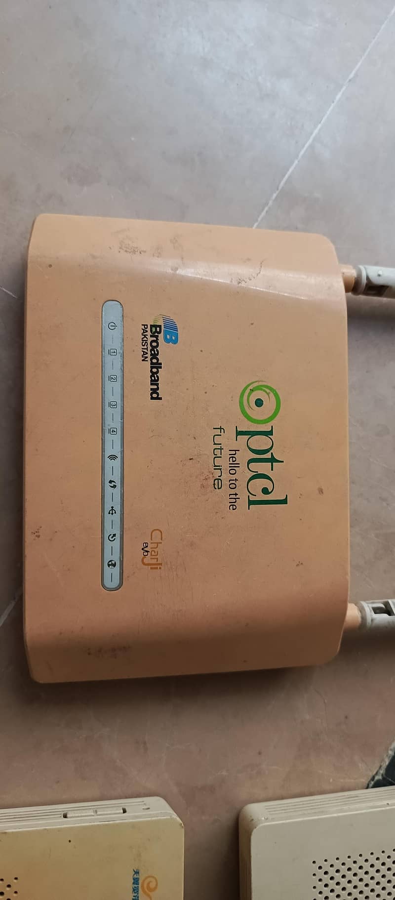 inter net Device Router 3