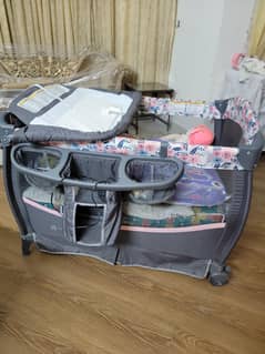 baby cot