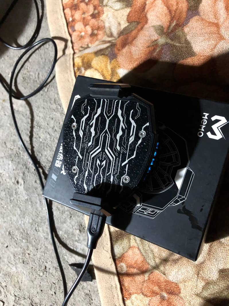 Memo DL05 cooling fan with box 2