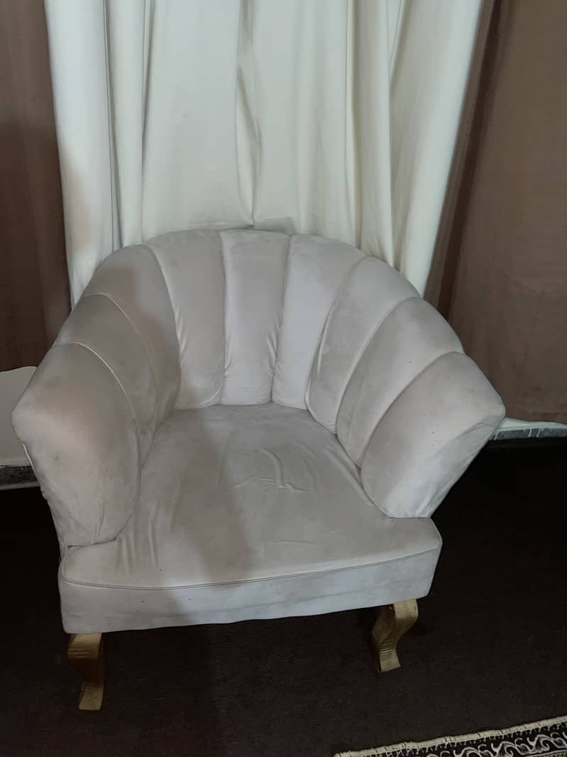 Sofa set- includes 3 sofa’s and 1 table 5