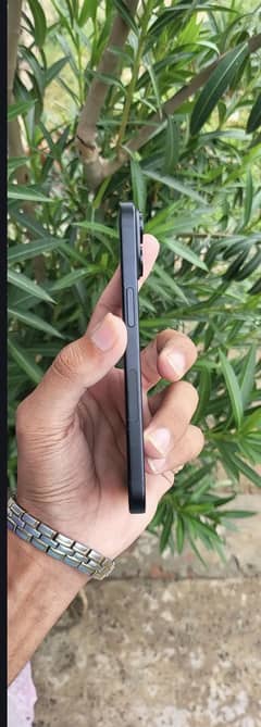 I phone 15 JV NON PTA EXCHANGE POSIBLE WITH 14 pro