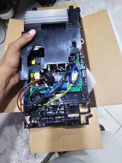 Specialist in DC Inveter Ac kits Repairing Lab