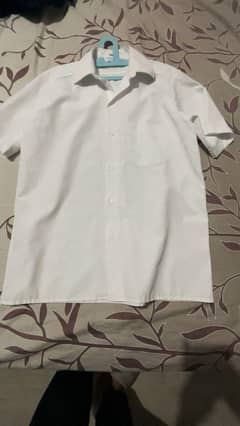 2 Men's White Short Sleeve Button-Up Shirt