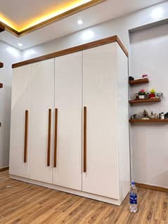 Luxury Modern Bedroom Set – Lasani Sheet | High Quality