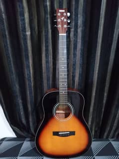 YAMAHA GUITAR F600