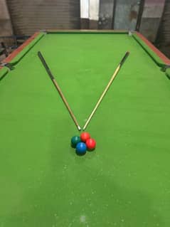 Snooker Game Table