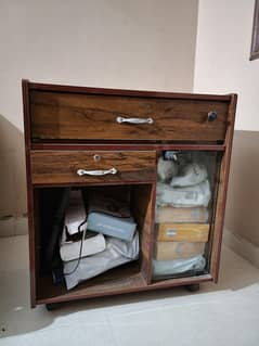 computer & leptop table condition 10/10
