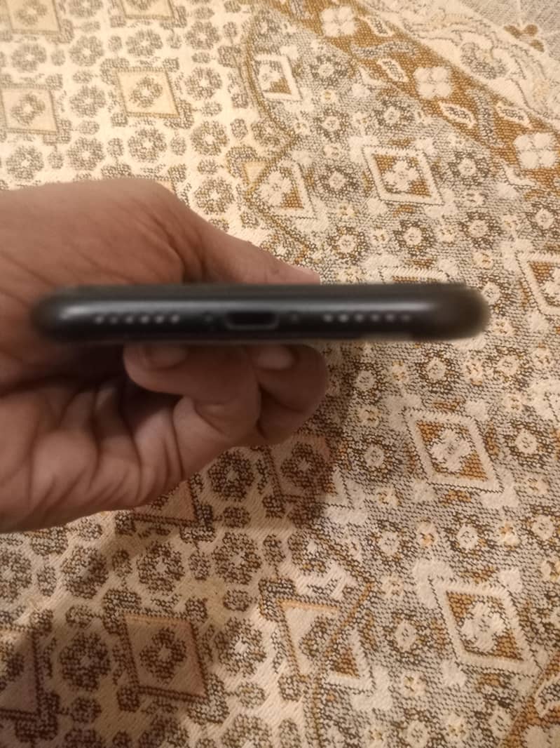 iPhone XR factor unlock 3