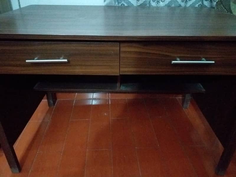 Computer Table / Office Table 4