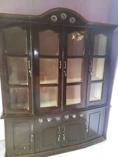 showcase very good condition Golding