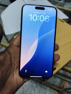iphone 15 pro max 106 charing time 99 healt Box with charg