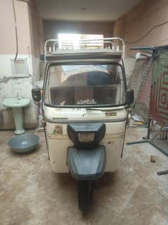 big loader badi urgent for sale 03228048619 10 by 10 hai sub Kuch ok h