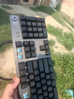 LOGITECH G512