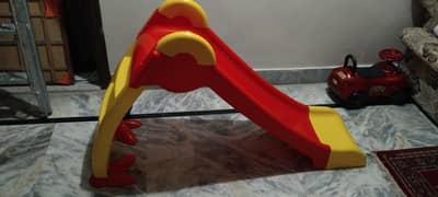 Indoor Kids Slide  (Condition 10/10) Almost Like New