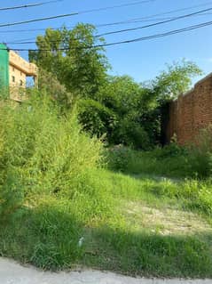 Plot for Sale in Gulistan Colony