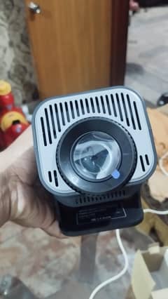 Smart Android Projector MAGCUBIC , Woopker Hy 320,300 pro 4k