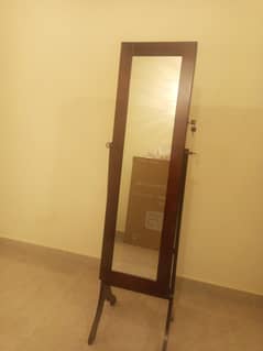 dressing miror