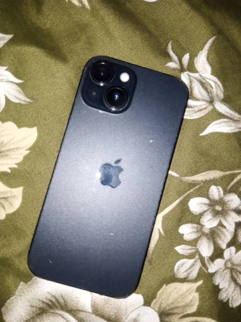 iphone 15 10/10 Condition not a single scratch 2