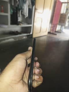 I am selling Tecno spark 4 lite home use 2 32 .  ma ha original set