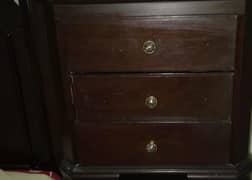 bed set ( two side tables n mirror frame