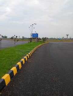 **10 Marla Plot in LDA City Lahore Perfect for Residential Living**