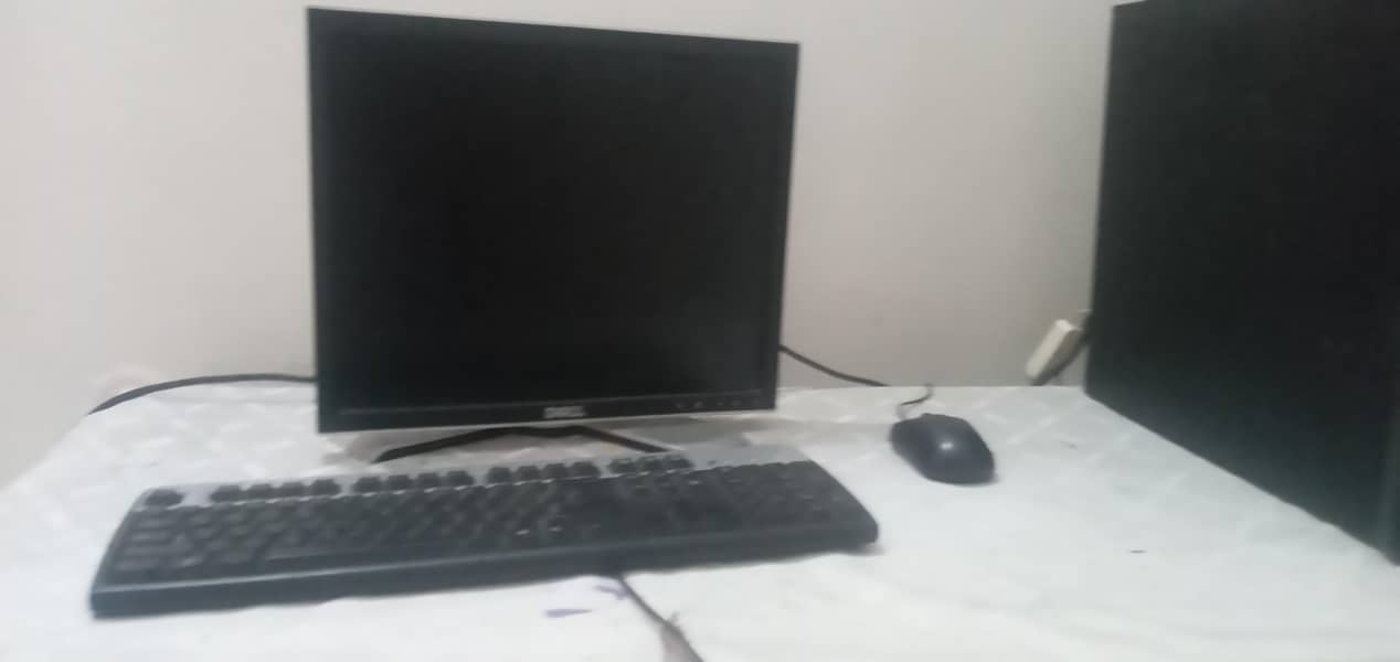 complete computer set 0